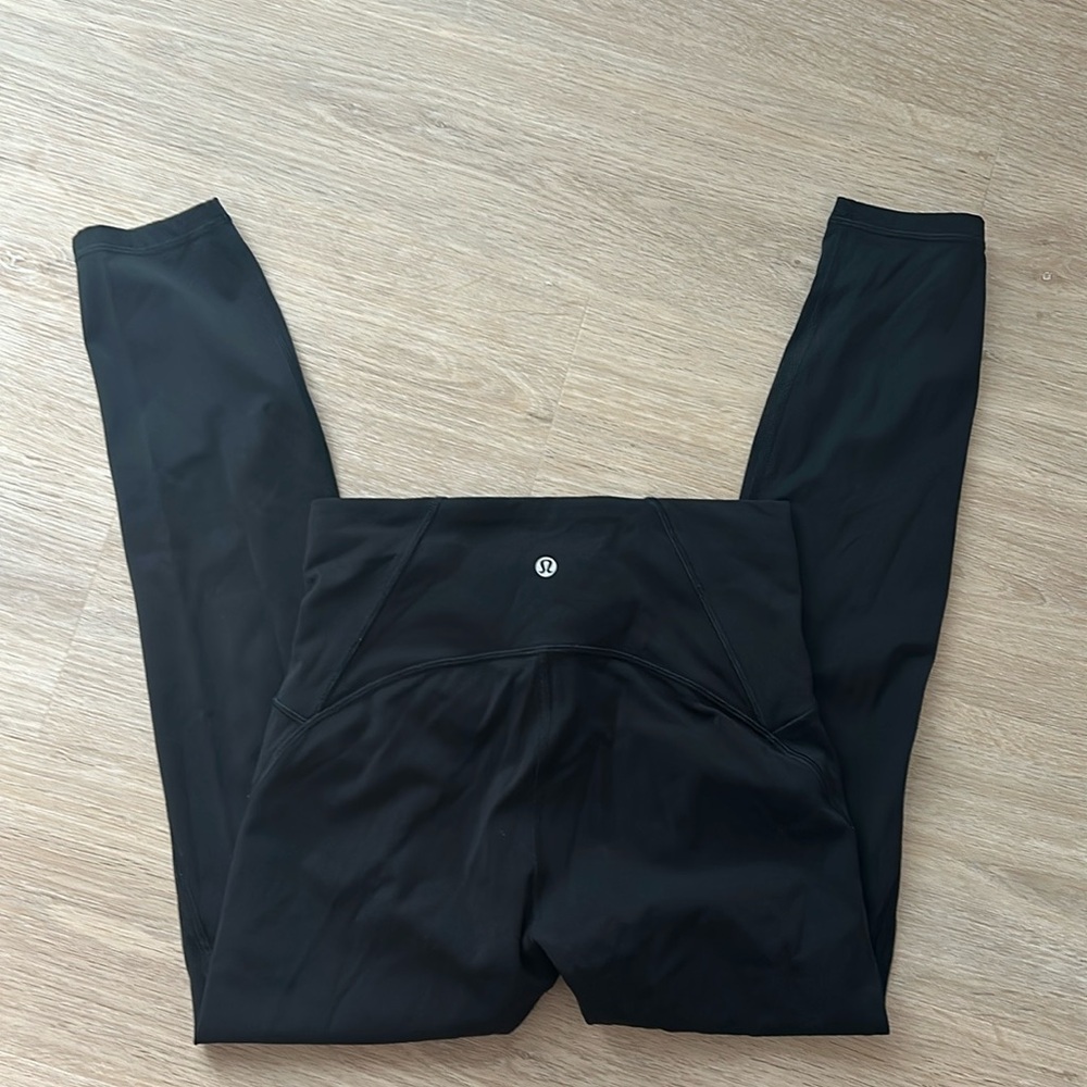 LULULEMON LEGGINGS- SIZE 6, BLACK WITH SHEER STRIP